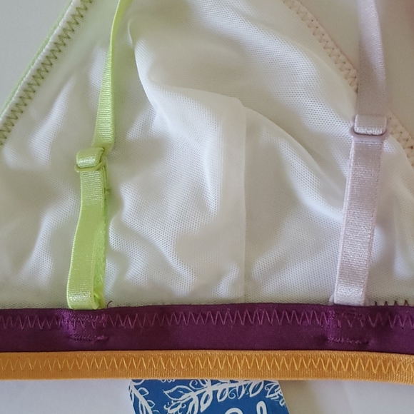 3.  🆕 Free People Finn Bra - Picture 9 of 9